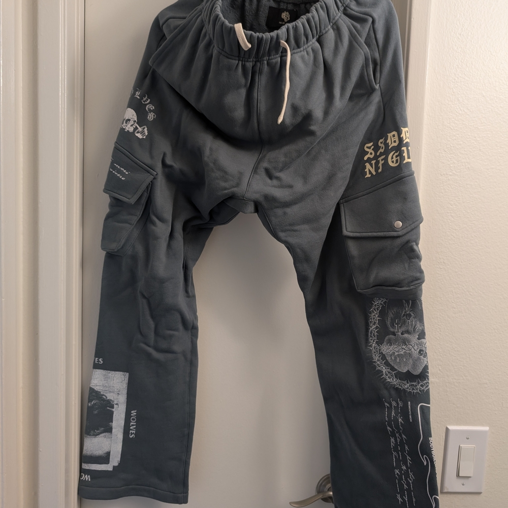 Men's Gray Cargo Pants